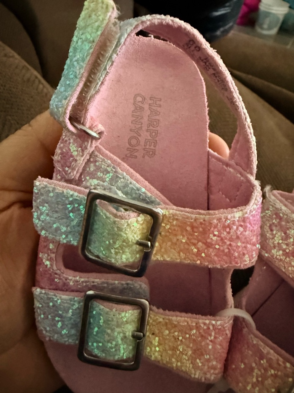 Harper Canyon Girls Sparkle Pink Glitter Buckle Sandals.
Size 6 - Picture 3 of 10
